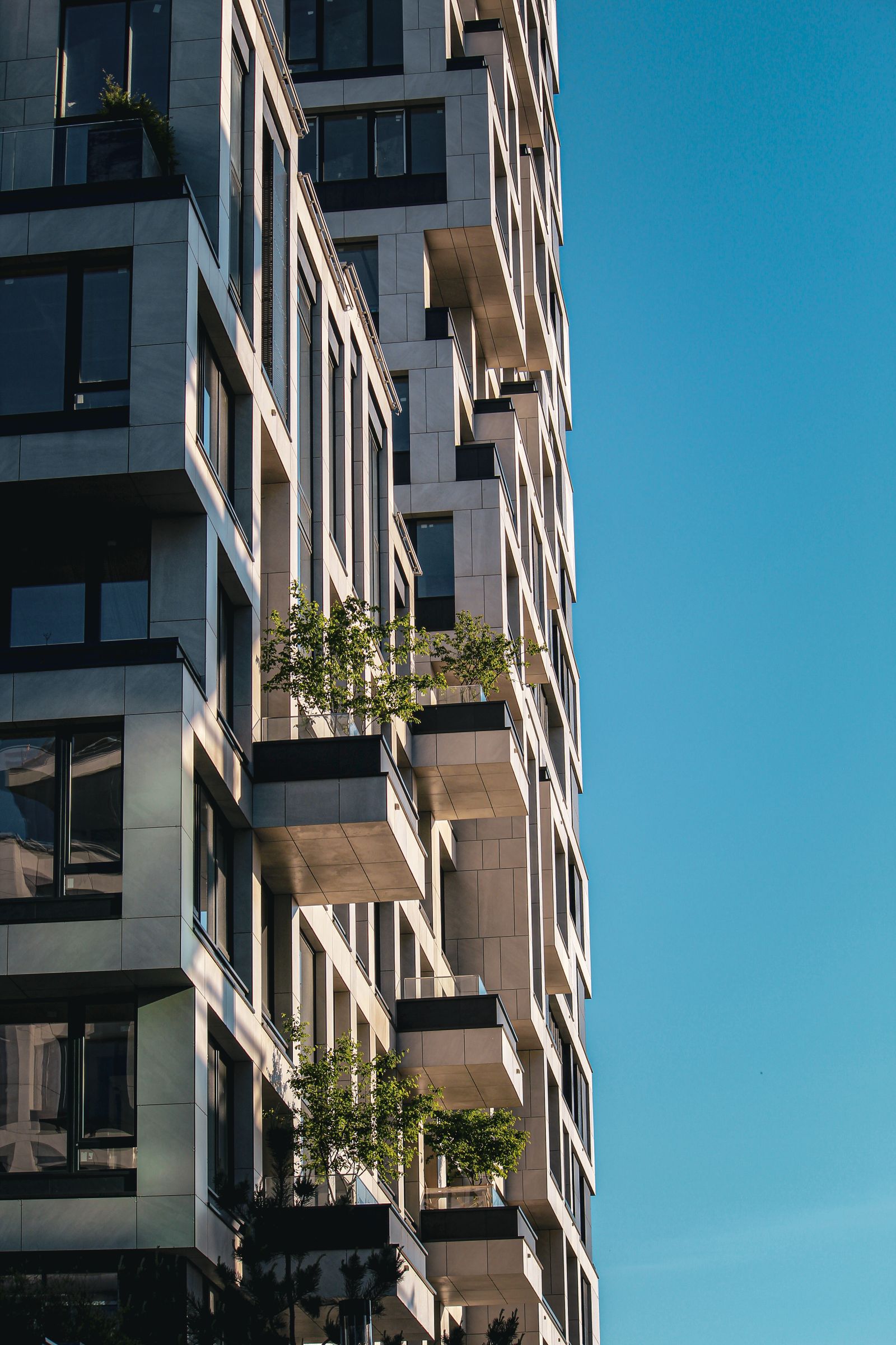 Imagem ilustrativa de edifício residencial contemporâneo